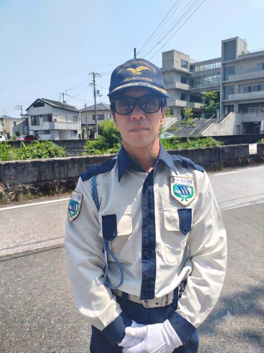 警備中の紫外線対策としてのサングラス